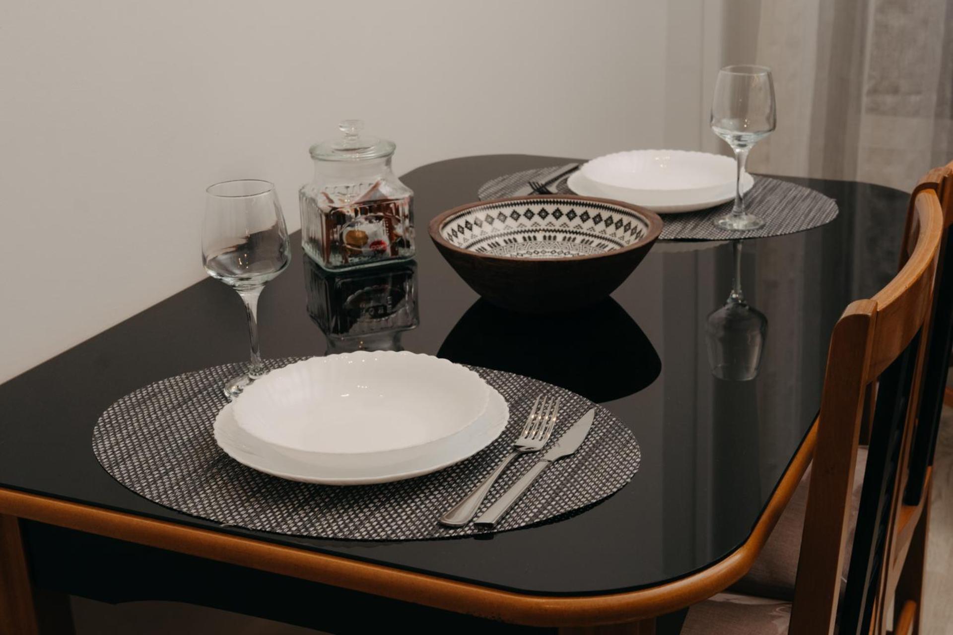 Vivian'S Deluxe Apartment باترا المظهر الخارجي الصورة